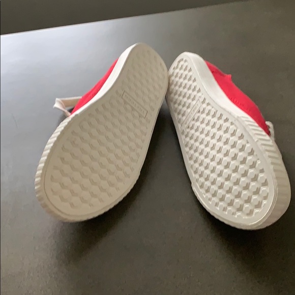 Shoes - Picture 2 of 3